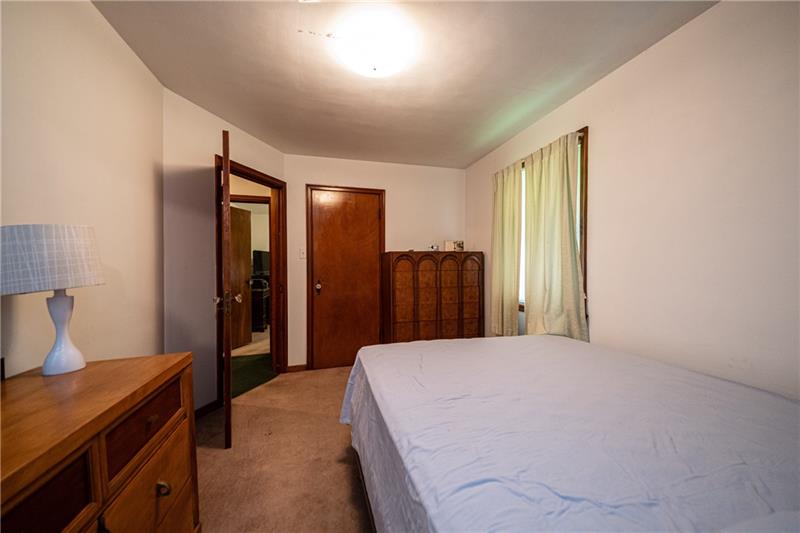 239 Stone Quarry Road Monaca, PA 15061 - Photo 8 of 24 Gallery Image 8