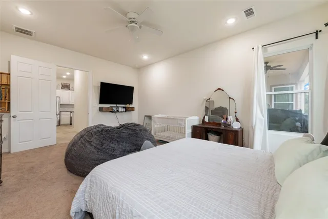 $389,999 | 220 Creedmore Drive, Liberty Hill, TX 78642