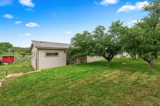 $389,999 | 220 Creedmore Drive, Liberty Hill, TX 78642