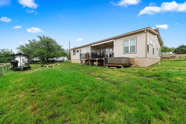 $389,999 | 220 Creedmore Drive, Liberty Hill, TX 78642