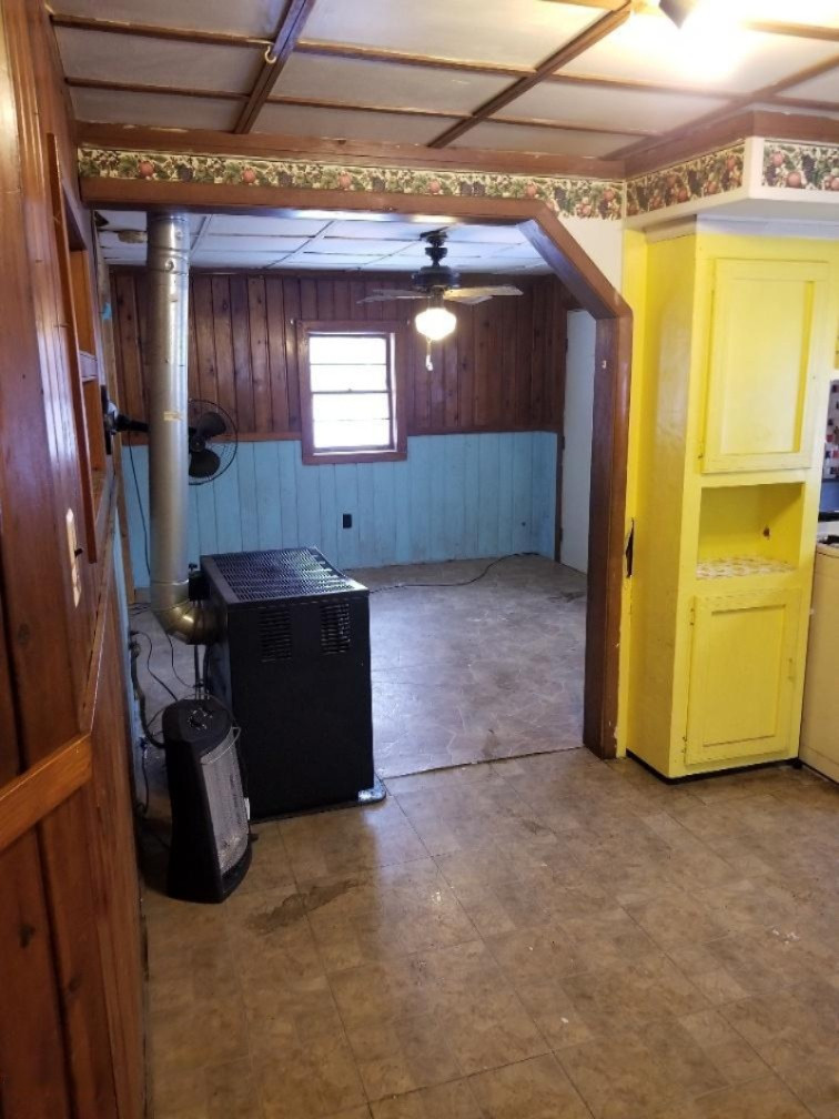 766 South Brooks Road South Muskegon, MI 49442 - Photo 5 of 10 20190128_112141_resized