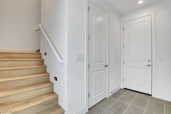 $3,400 | 670 Grey Saker Street, Las Vegas, NV 89138