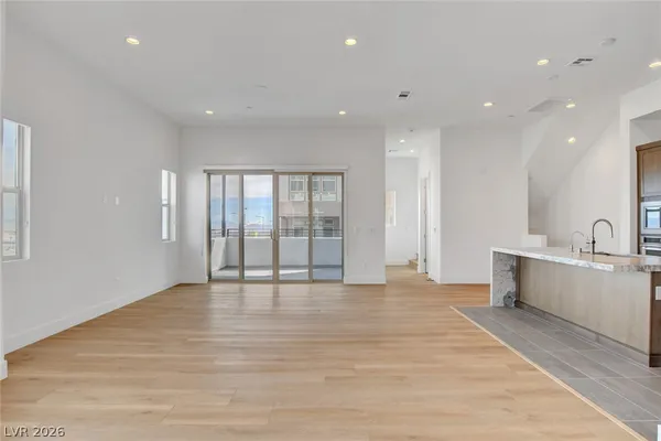 $3,400 | 670 Grey Saker Street, Las Vegas, NV 89138