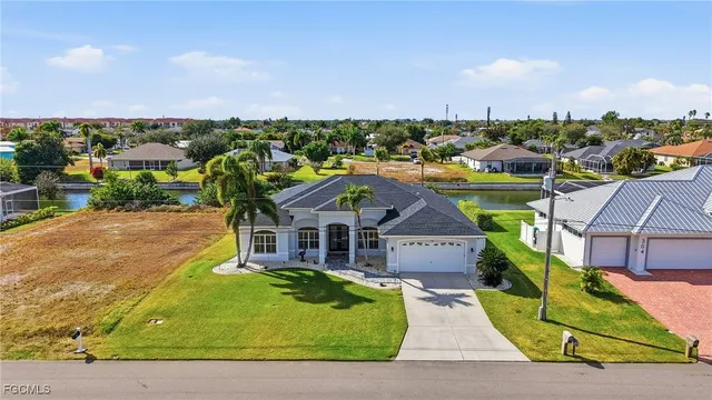 $569,000 | 236 Northeast 14th Avenue, Cape Coral, FL 33909