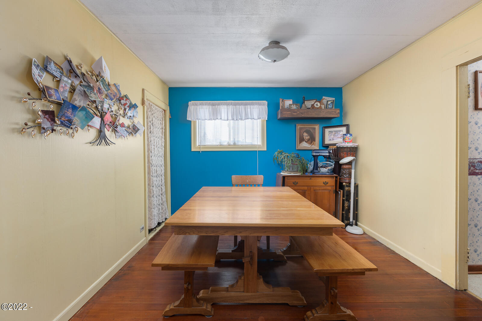 477 Southwest Ferry Avenue Siletz, OR 97380 - Photo 17 of 30 477SWFerry-A-06