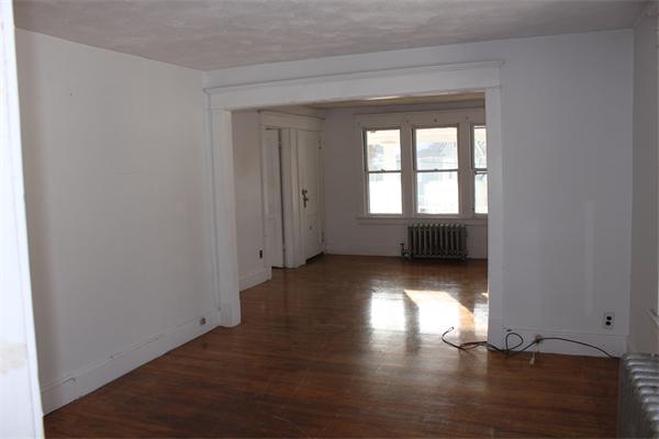 187-189 Middlesex Street Springfield, MA 01109 - Photo 5 of 14 Gallery Image 5