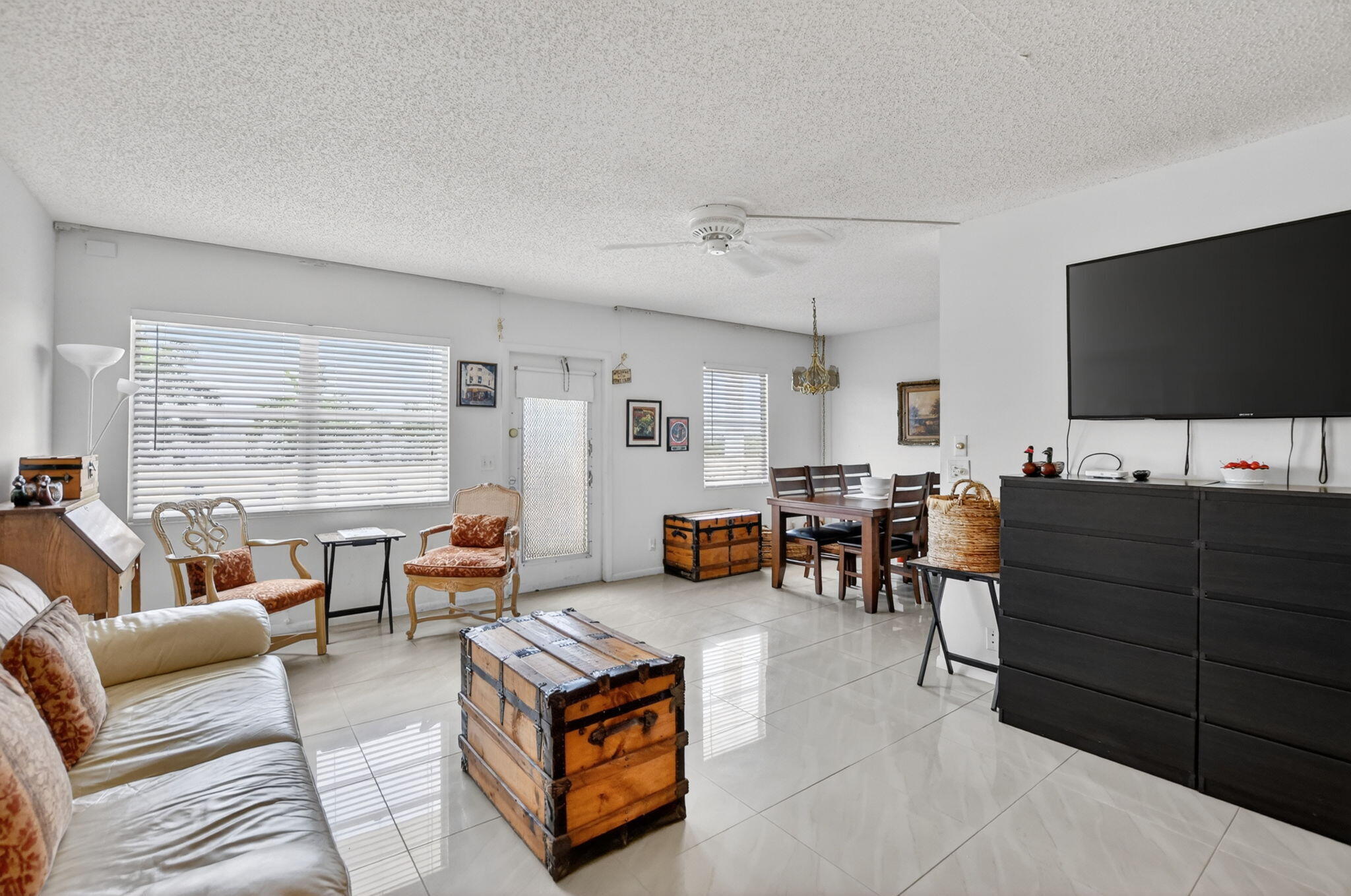 4024 Guildford East, Unit 4024 Boca Raton, FL 33434 - Photo 3 of 76 4-web-or-mls-DSC_7173