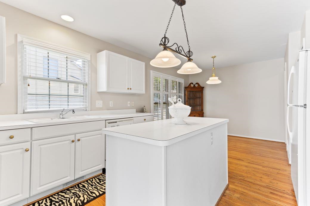 1050 Pointe Pl Boulevard Rochester, MI 48307 - Photo 17 of 50 50090838-17.JPG
