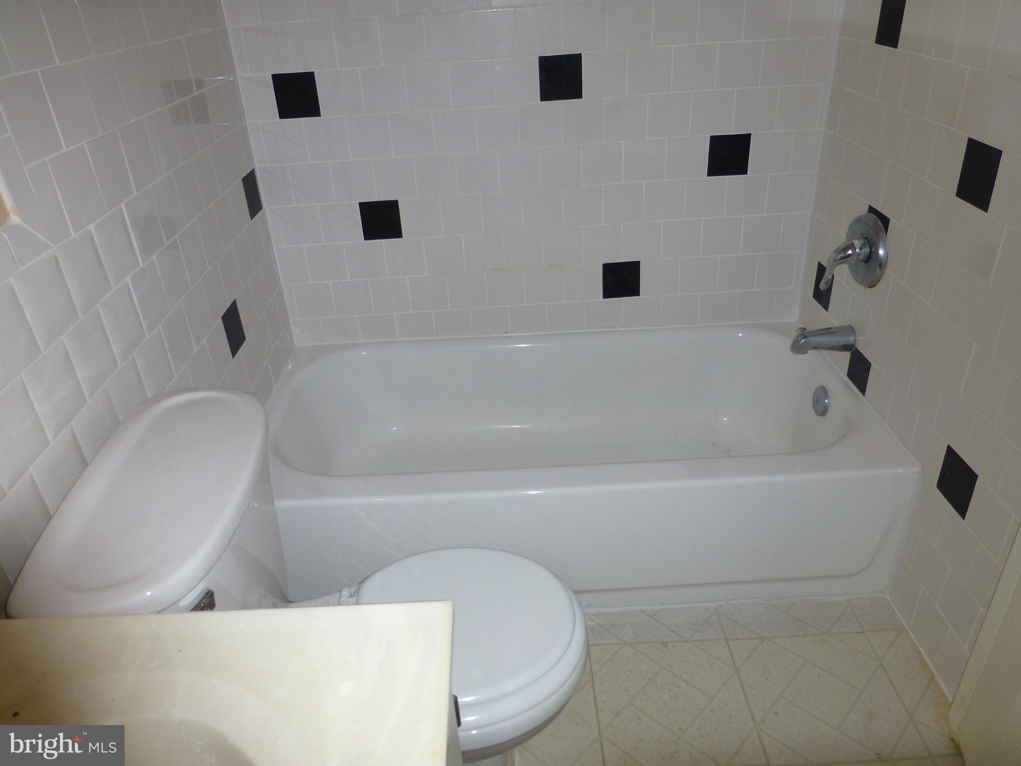 1800 Metzerott Road, Unit 408 Adelphi, MD 20783 - Photo 10 of 21 Gallery Image 10
