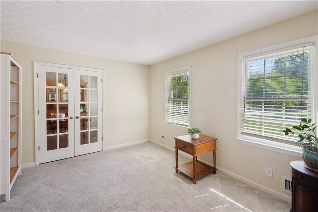 240 Gilbert Road Fayetteville, GA 30214 - Photo 6 of 36
