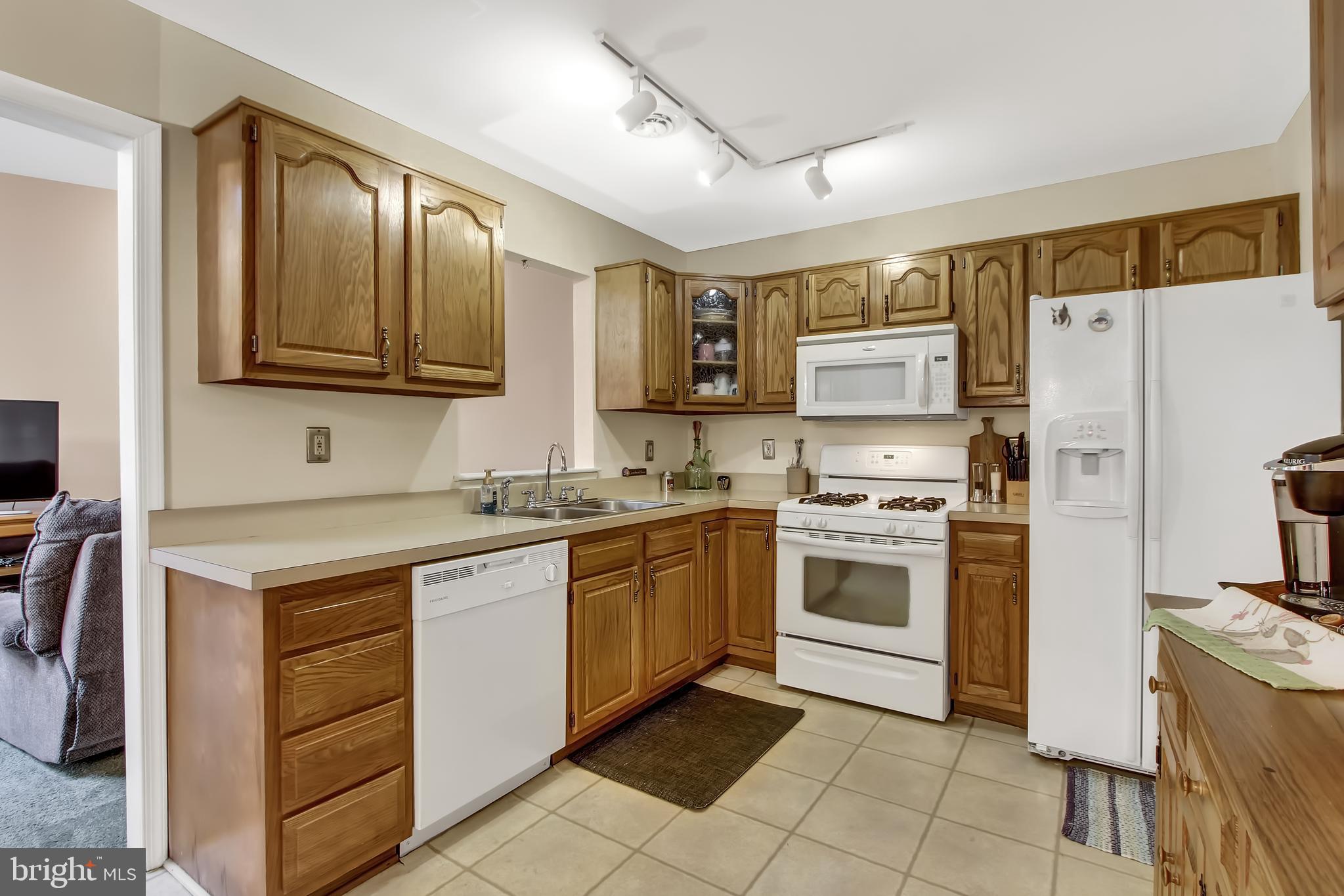 2956 Robin Road York, PA 17404 - Photo 13 of 28 Gallery Image 13