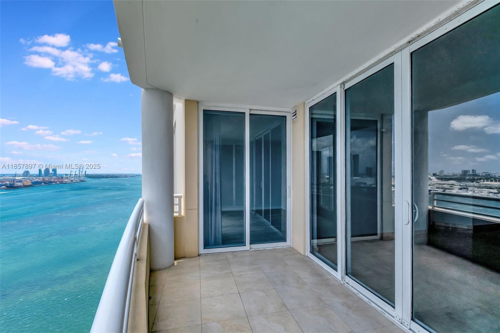 848 Brickell Key Drive, Unit 2602 Miami, FL 33131 - Photo 40 of 40