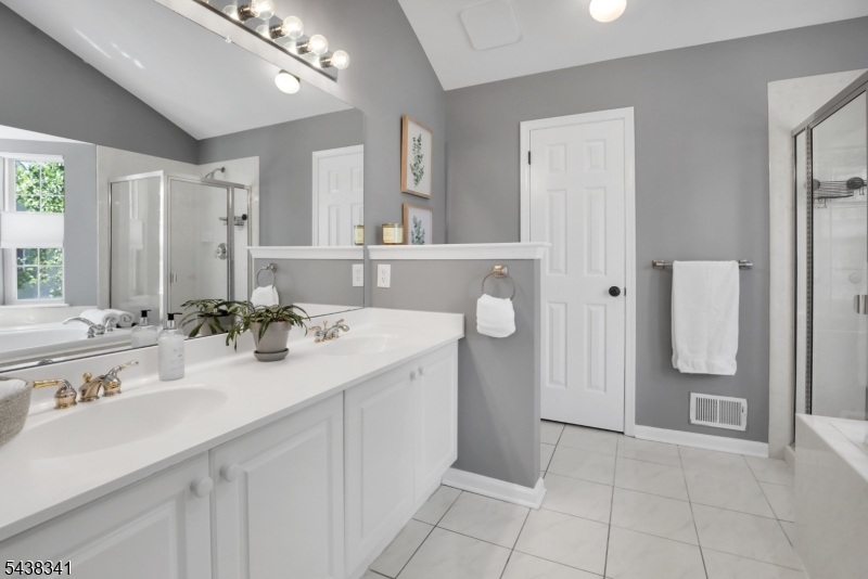 10 Raleigh Court Bernards, NJ 07920 - Photo 23 of 46