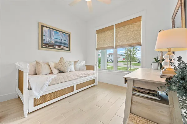 $699,999 | 121 Southeast Rocky Terrace, Stuart, FL 34997