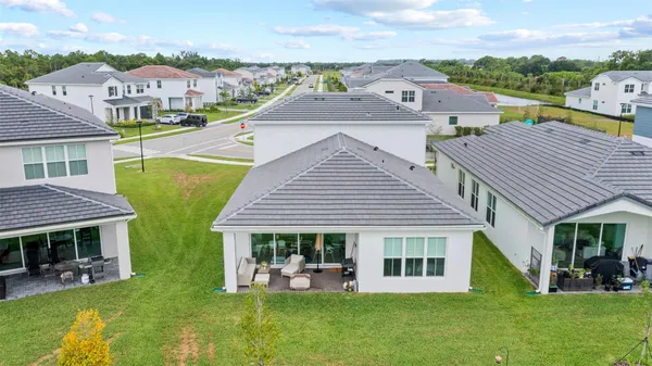 $699,999 | 121 Southeast Rocky Terrace, Stuart, FL 34997