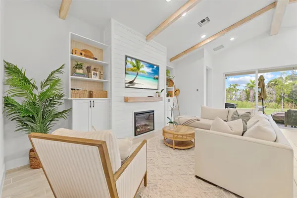 $699,999 | 121 Southeast Rocky Terrace, Stuart, FL 34997