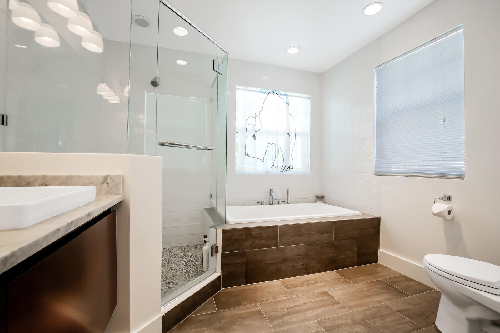 461 Jupiter Lane Juno Beach, FL 33408 - Photo 8 of 65 Master Bathroom