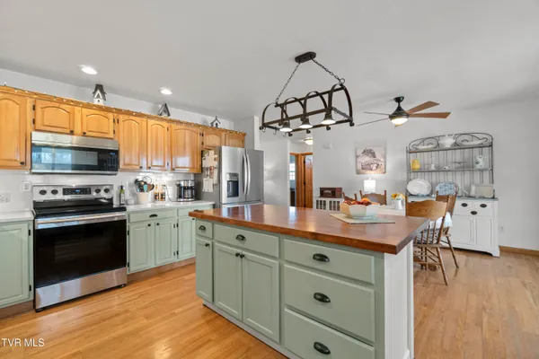 $485,000 | 105 Maple Crest, Greeneville, TN 37743