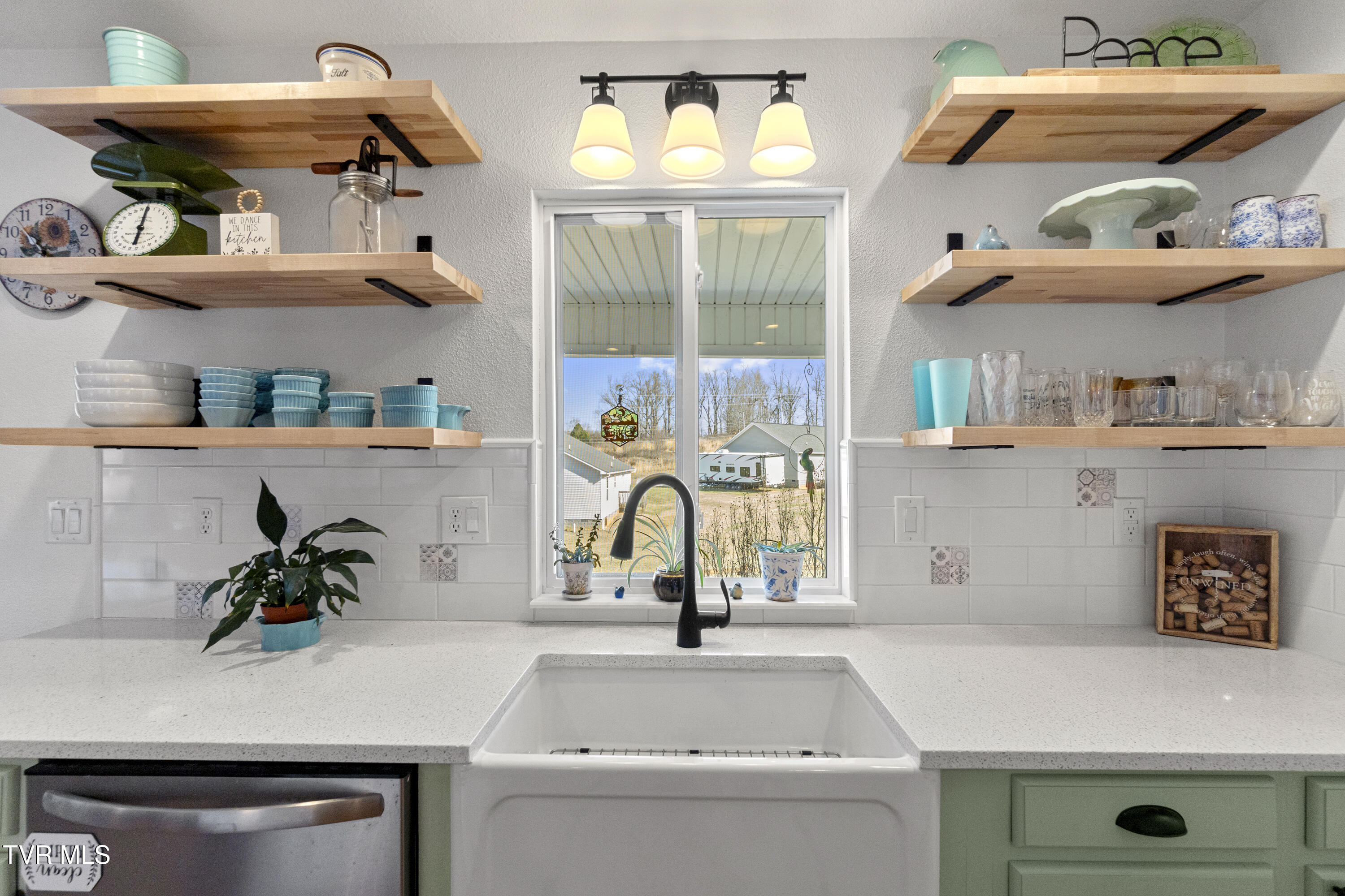 105 Maple Crest Greeneville, TN 37743 - Photo 7 of 68 7