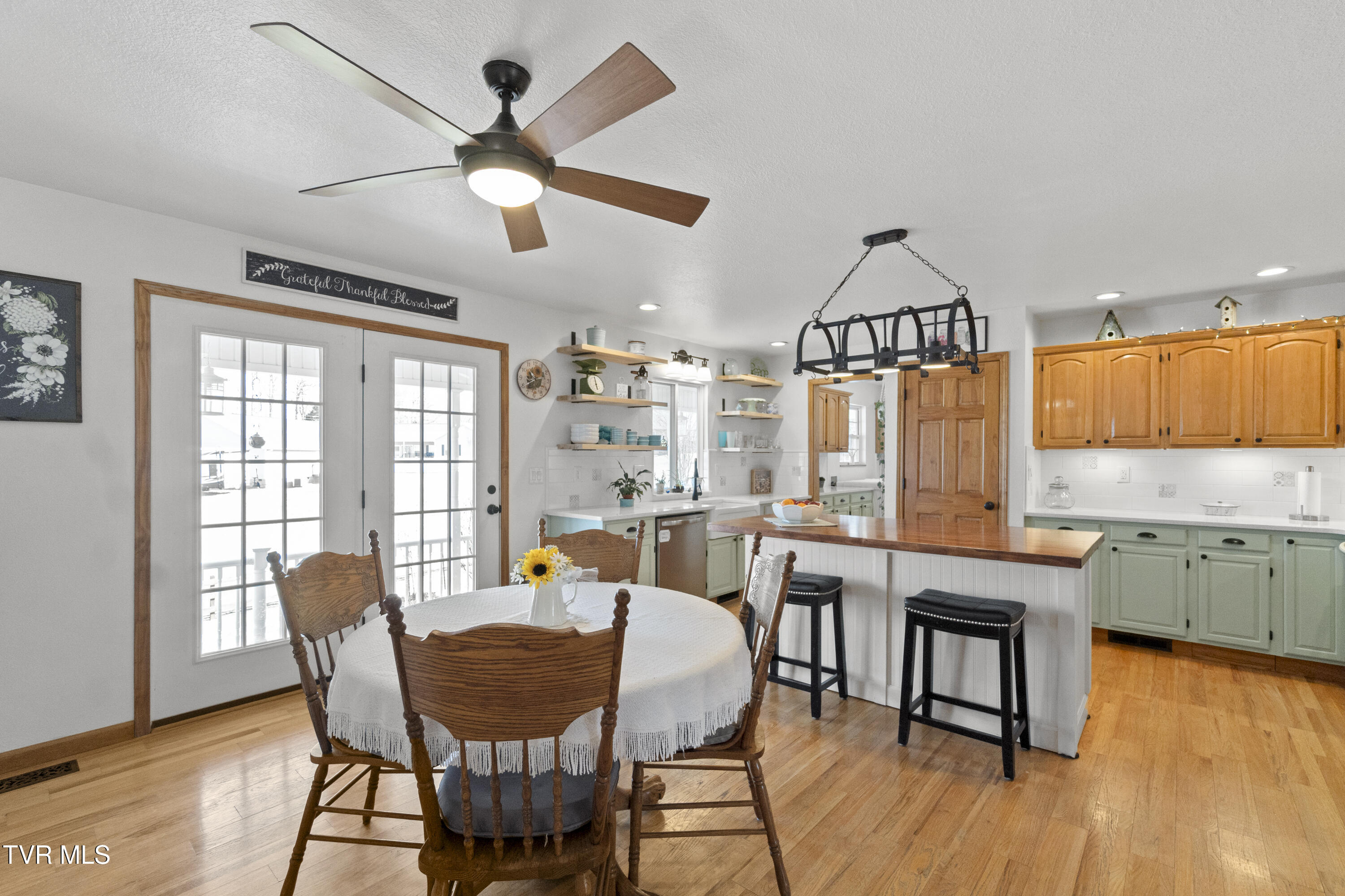 105 Maple Crest Greeneville, TN 37743 - Photo 9 of 68 9