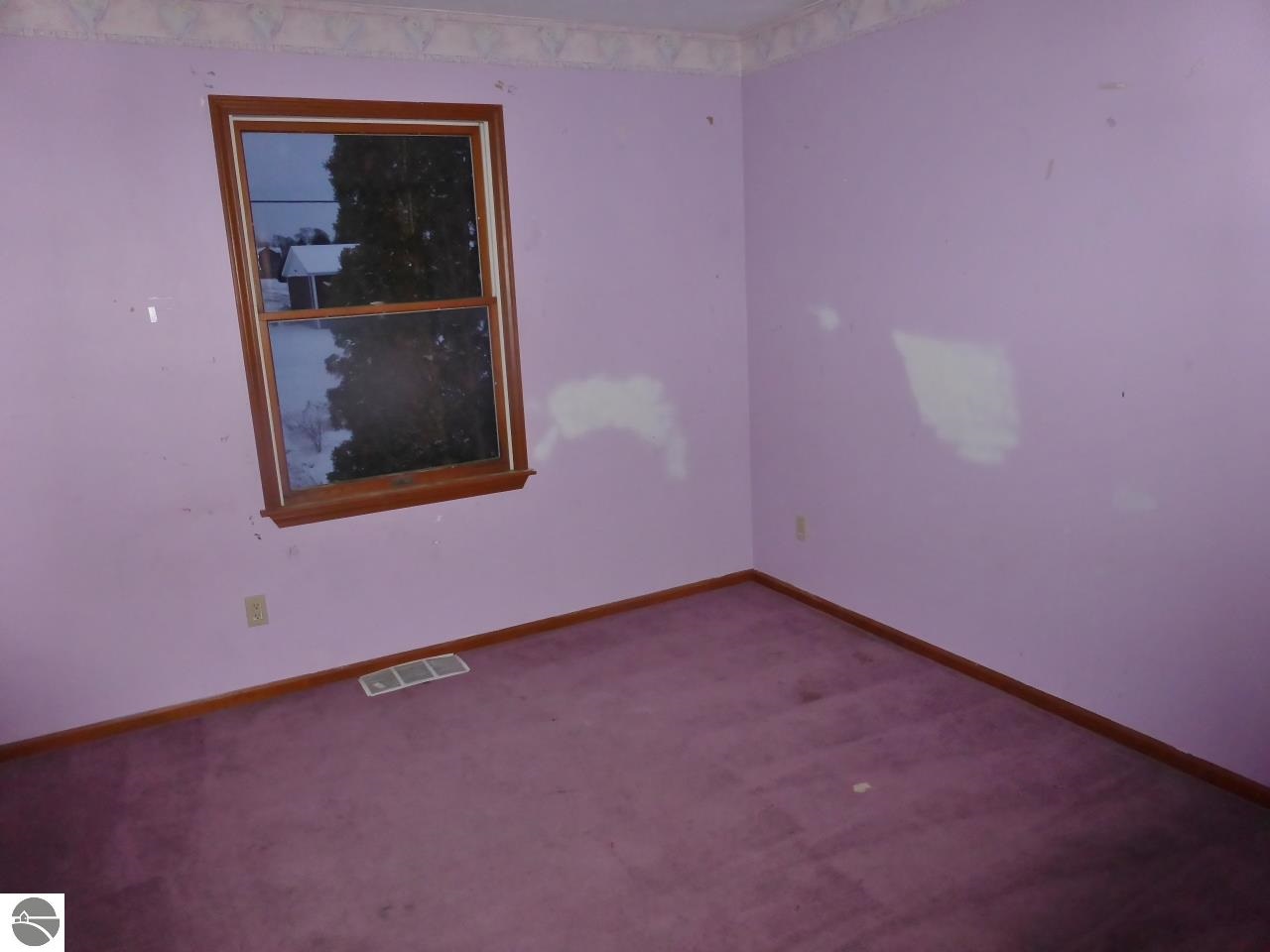10037 East Fort Road Suttons Bay, MI 49682 - Photo 16 of 40 1793911-15.JPG