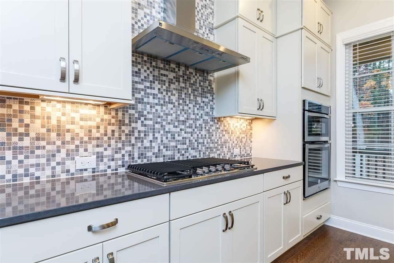 831 Bankston Woods Way Raleigh, NC 27609 - Photo 4 of 21