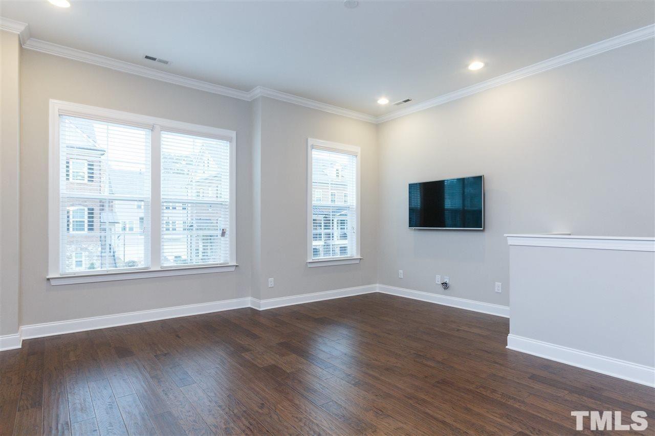 831 Bankston Woods Way Raleigh, NC 27609 - Photo 6 of 21