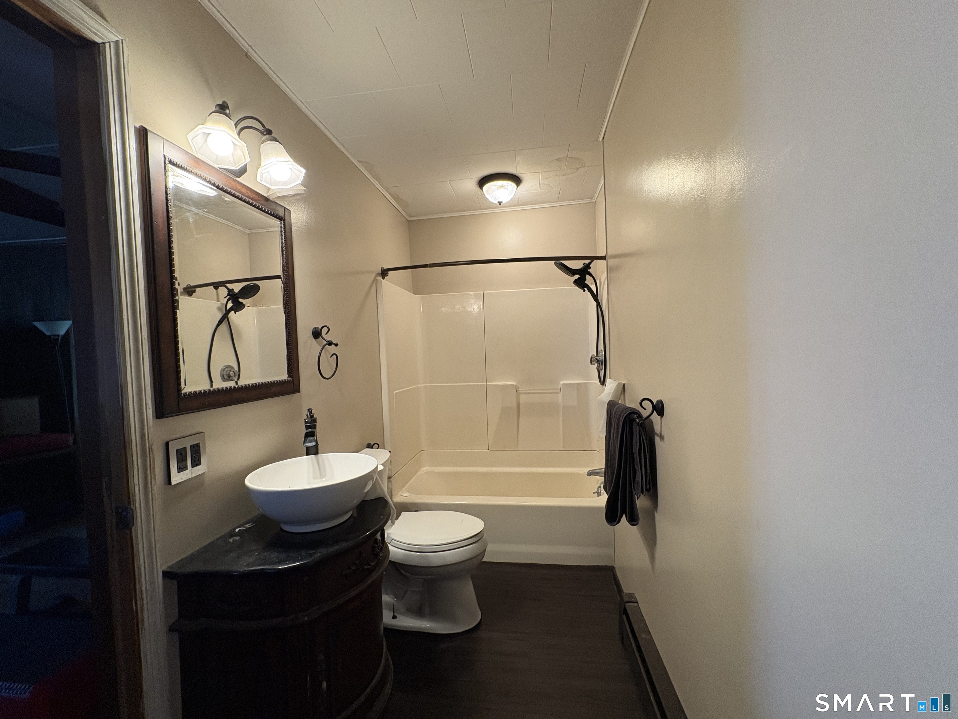 132 West Main Street Sprague, CT 06330 - Photo 14 of 28