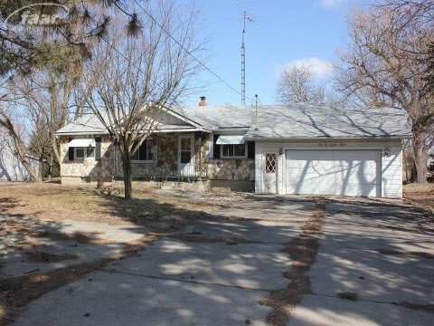 6084 Corunna Road Flint, MI 48532 - Photo 1 of 29 20352234.JPG