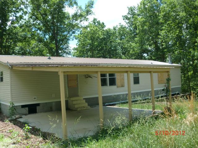 7480 Oak Springs Road Nunnelly, TN 37137 - Photo 2 of 3 rear view