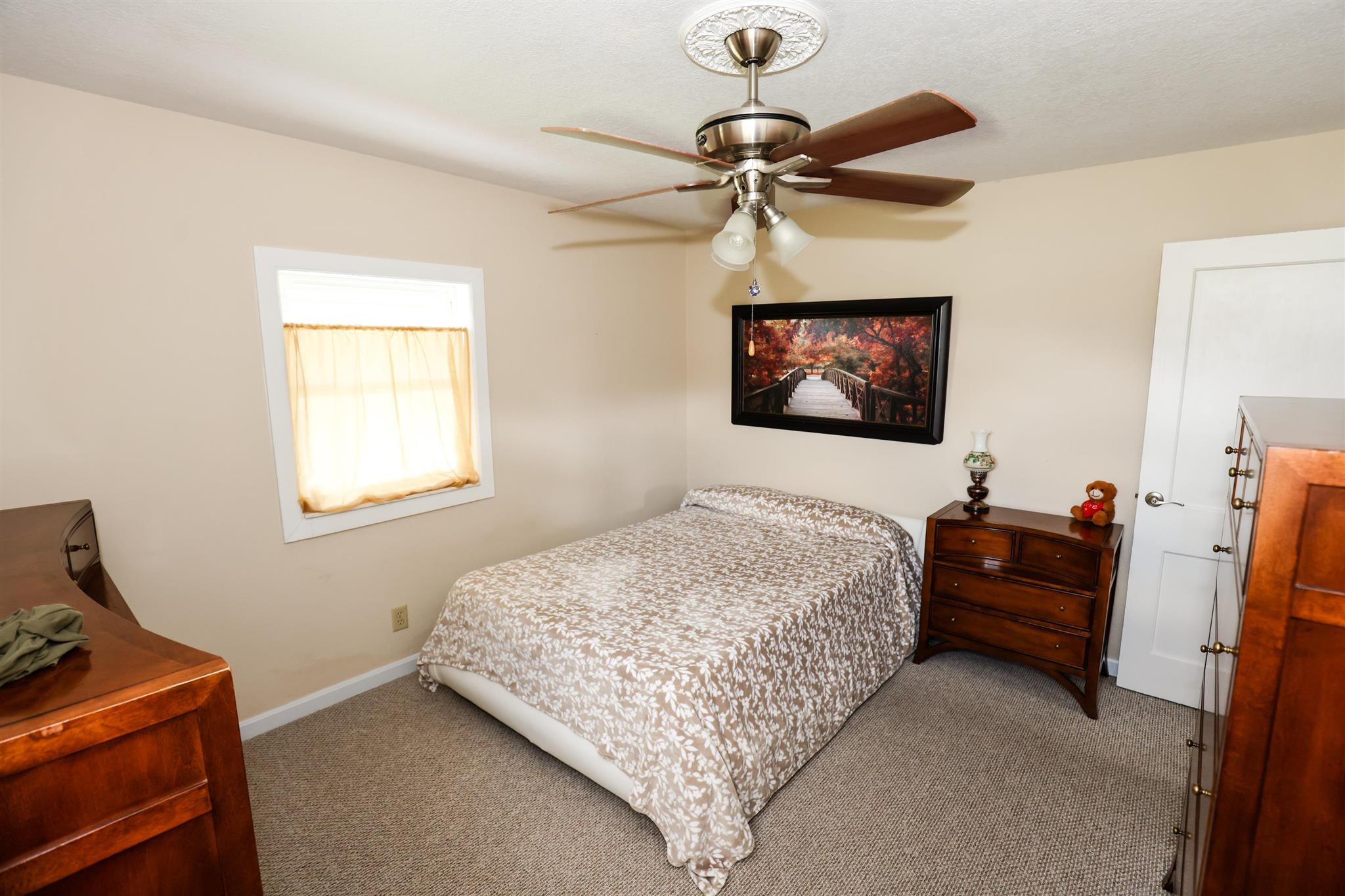 10420 Marion Center Road Fort Wayne, IN 46816 - Photo 14 of 34
