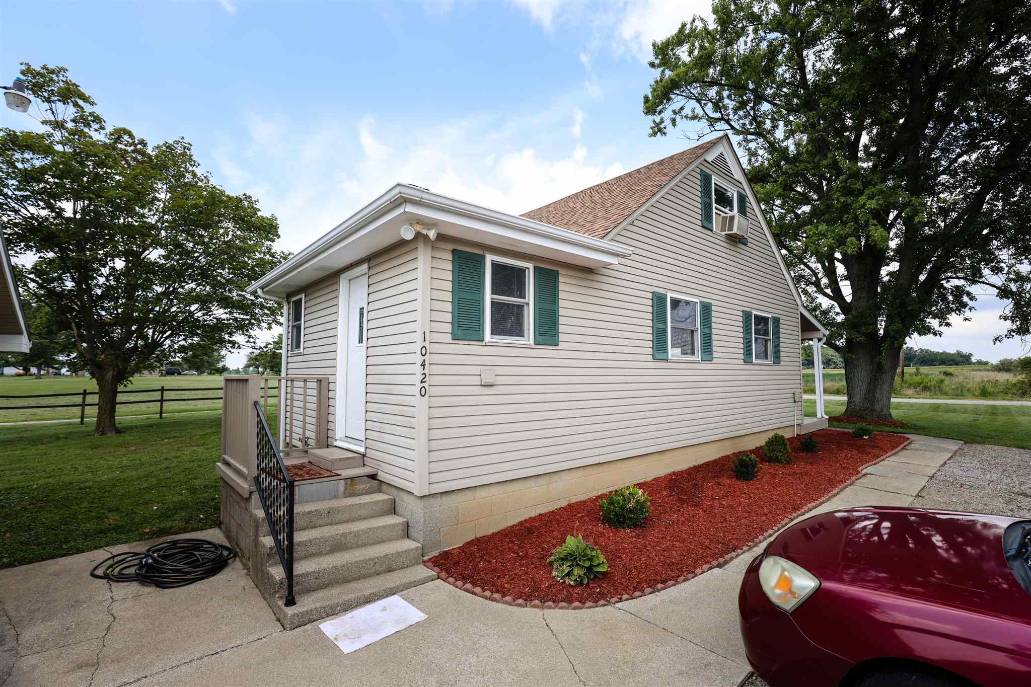 10420 Marion Center Road Fort Wayne, IN 46816 - Photo 7 of 34