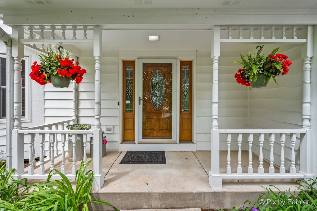 9901 Fox Bluff Lane Spring Grove, IL 60081 - Photo 5 of 44