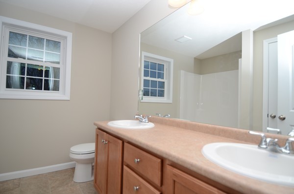 5 Jackie Way Clinton, MA 01510 - Photo 12 of 15 Gallery Image 12