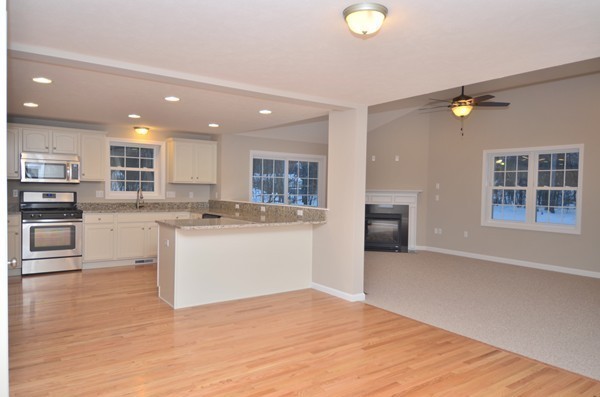5 Jackie Way Clinton, MA 01510 - Photo 4 of 15 Gallery Image 4
