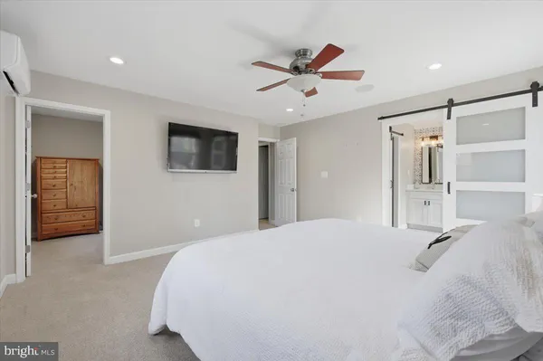 a view of walk in closet