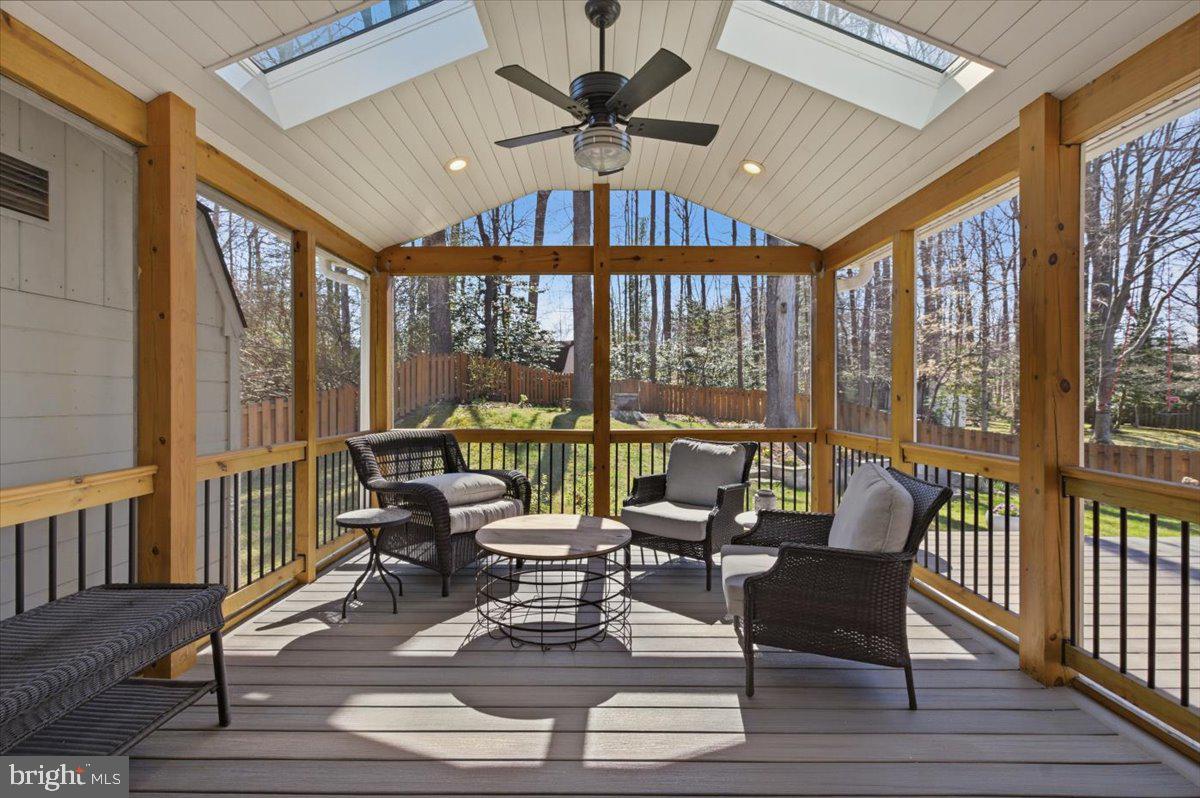 7300 Reservation Drive Springfield, VA 22153 - Photo 35 of 44 Screened in Porch