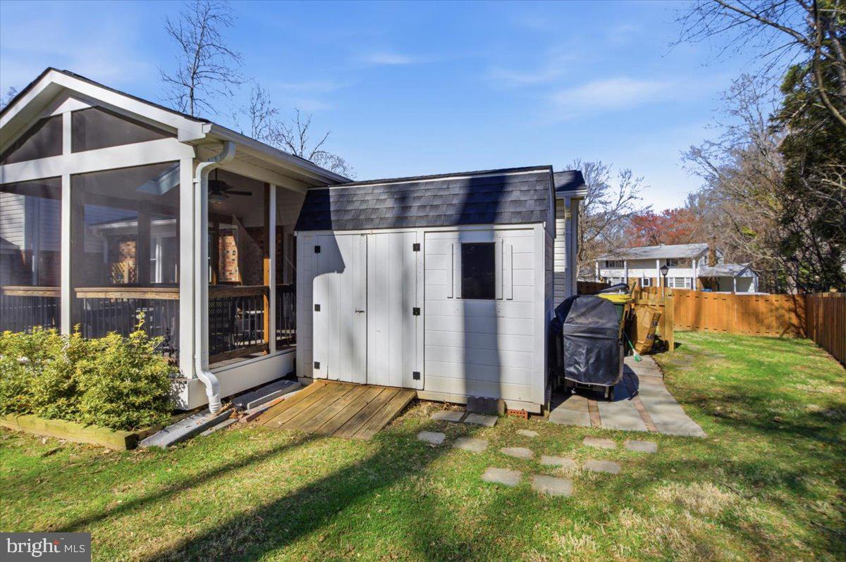 7300 Reservation Drive Springfield, VA 22153 - Photo 38 of 44 Shed/Work area