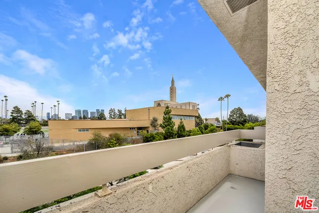 a view of a terrace with skyline