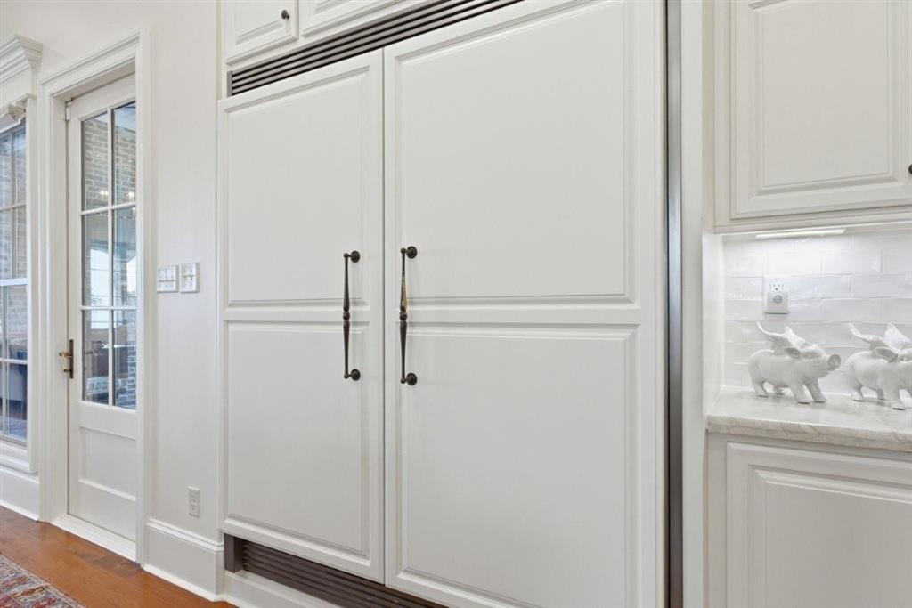 885 Shell Beach Drive Lake Charles, LA 70601 - Photo 17 of 69