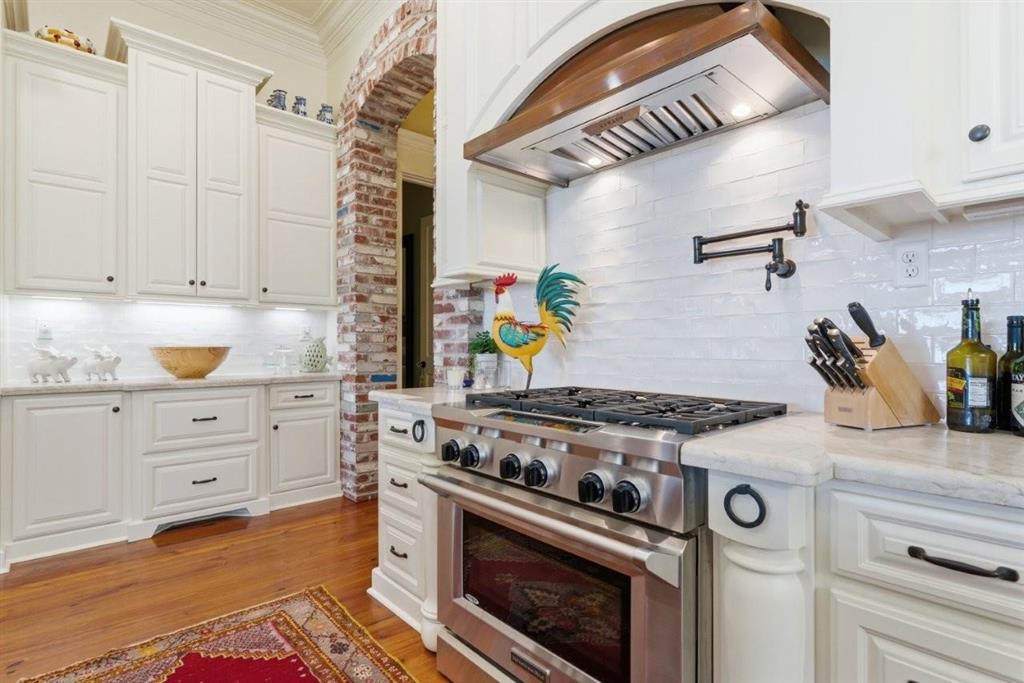 885 Shell Beach Drive Lake Charles, LA 70601 - Photo 18 of 69