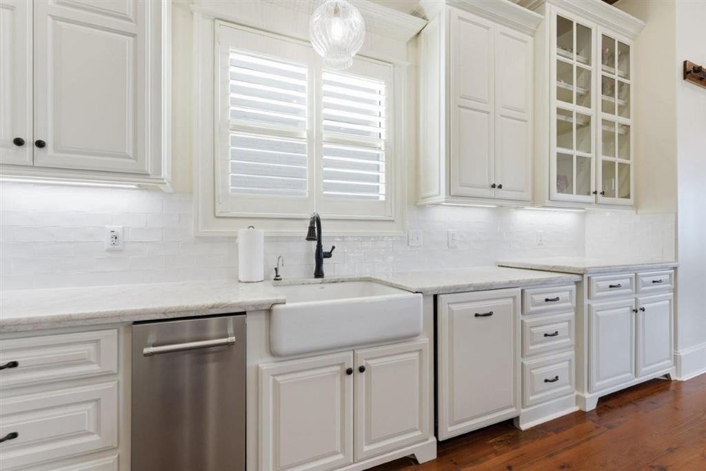 885 Shell Beach Drive Lake Charles, LA 70601 - Photo 20 of 69