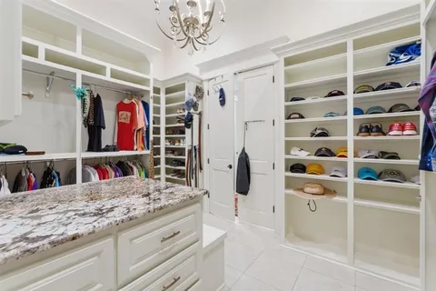 $1,799,999 | 885 Shell Beach Drive, Lake Charles, LA 70601