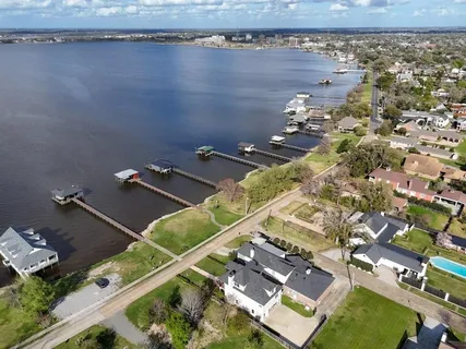 $1,799,999 | 885 Shell Beach Drive, Lake Charles, LA 70601