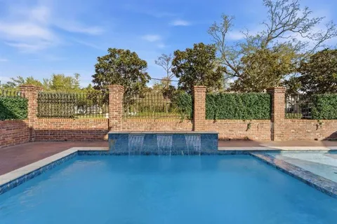 $1,799,999 | 885 Shell Beach Drive, Lake Charles, LA 70601