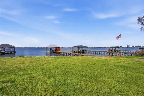 $1,799,999 | 885 Shell Beach Drive, Lake Charles, LA 70601