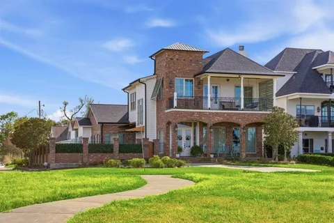 $1,799,999 | 885 Shell Beach Drive, Lake Charles, LA 70601