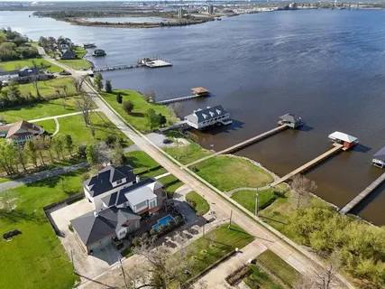 $1,799,999 | 885 Shell Beach Drive, Lake Charles, LA 70601