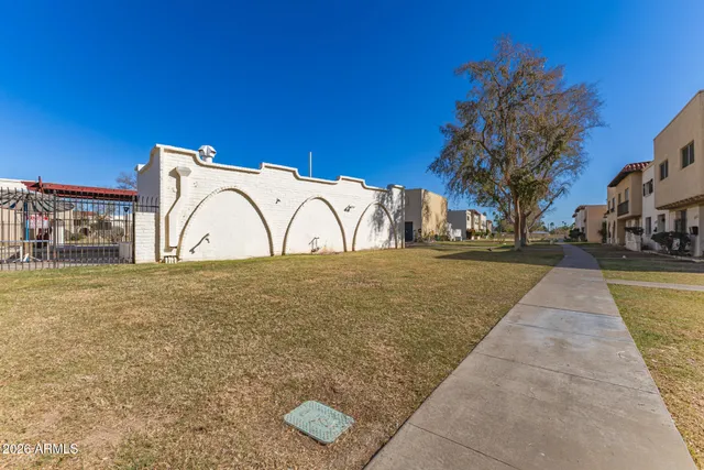 $299,000 | 2031 West Hazelwood Parkway, Phoenix, AZ 85015