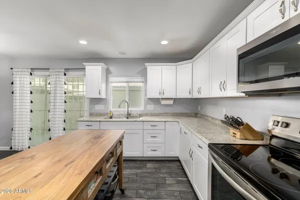 $288,000 | 2031 West Hazelwood Parkway, Phoenix, AZ 85015